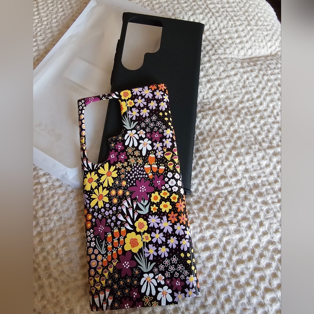 S23 Ultra Casely Falling For You Plum Floral